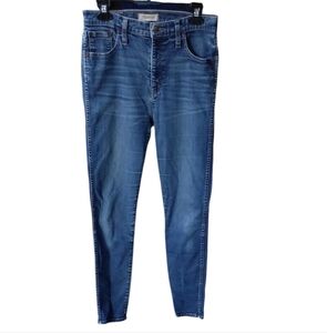 8252...Madewell Skinny Jeans Size 28" Waist